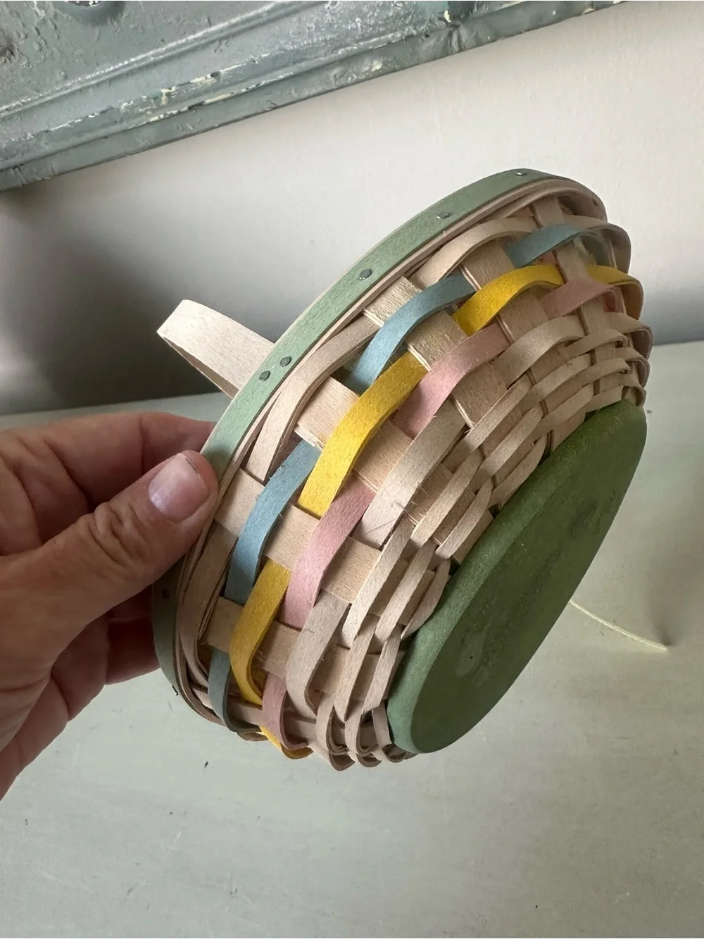 Longaberger small egg shaped  Easter basket rare 2009 liner protector tie on
